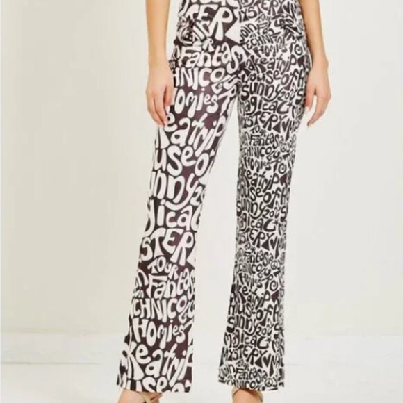 HOUSE OF SUNNY Scooby Pants - Picture 2 of 13